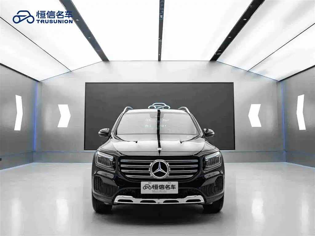 Mercedes-Benz GLB 2025