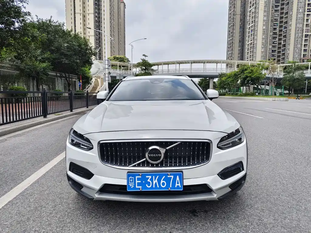 Volvo V90 2023 — фото 5