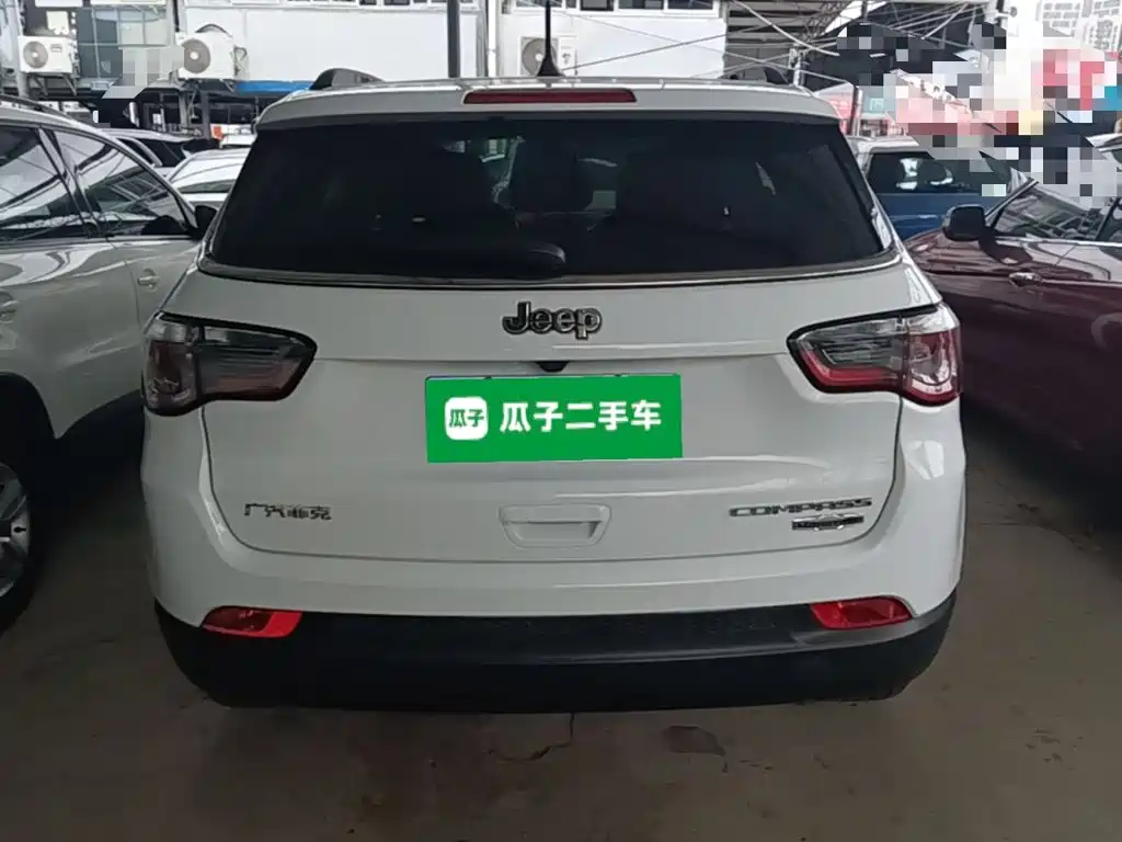 Jeep Compass 2017 — фото 6