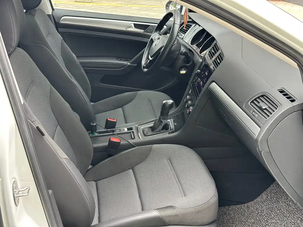 Volkswagen Golf 2019