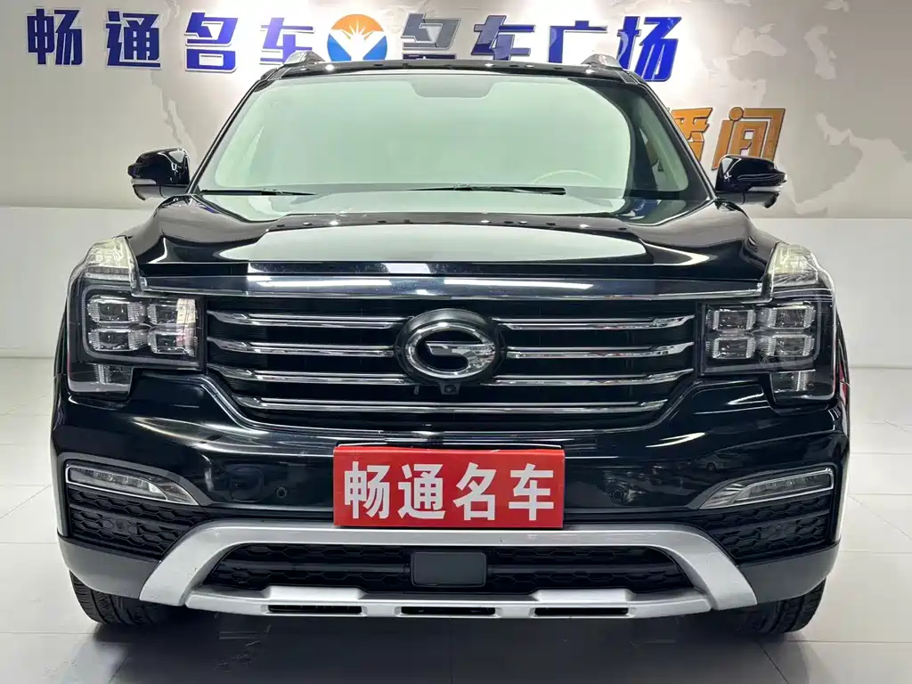 GAC Trumpchi GS8 2017 — фото 1