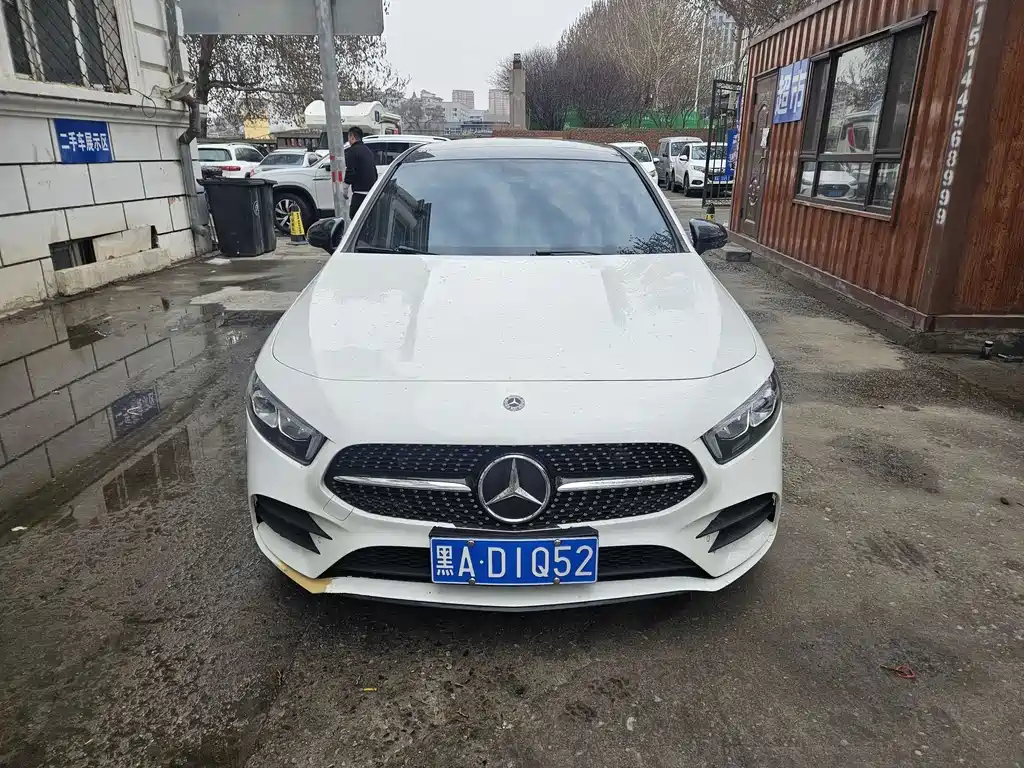 Mercedes-Benz A-Class 2020 — фото 1