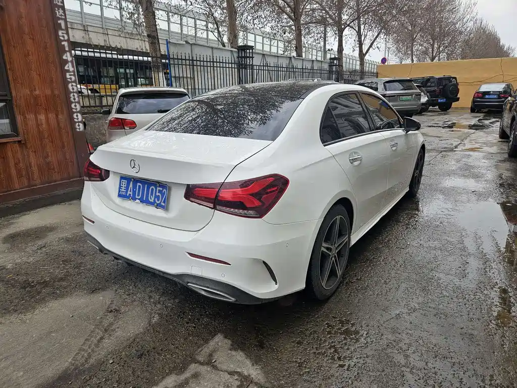 Mercedes-Benz A-Class 2020 — фото 10