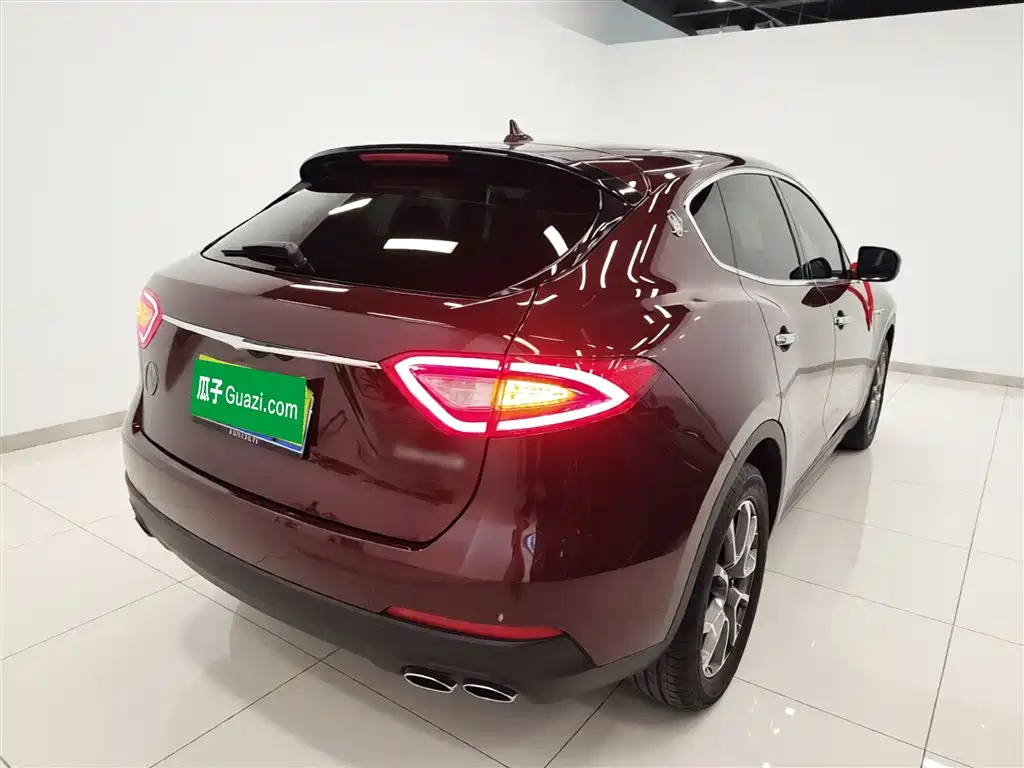 Maserati Levante 2017 — фото 7