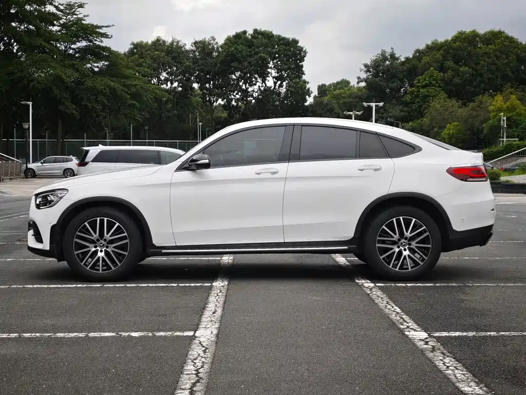 Mercedes-Benz GLC Coupe 2020 — фото 2