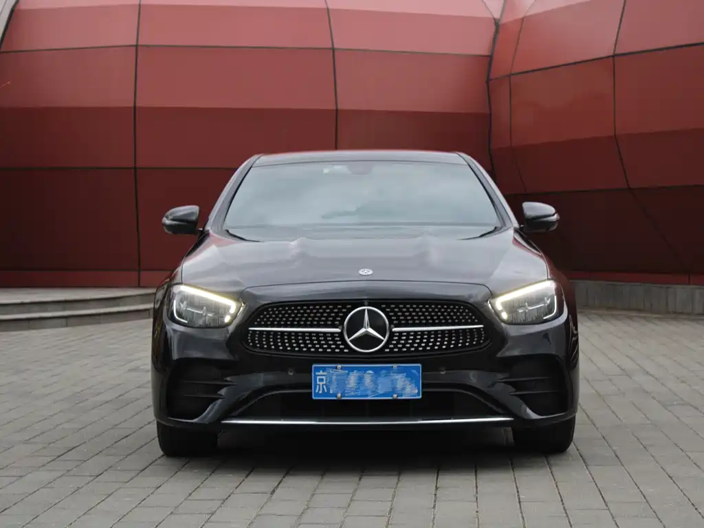 Mercedes-Benz E-Class 2022 — фото 2