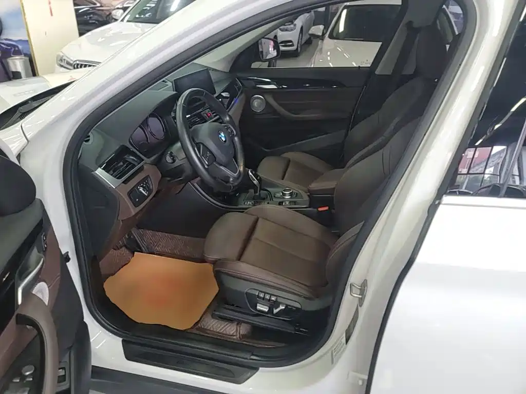 BMW X1 2021 — фото 14