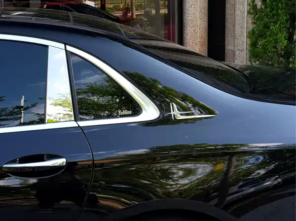 Mercedes-Benz E-Class 2023