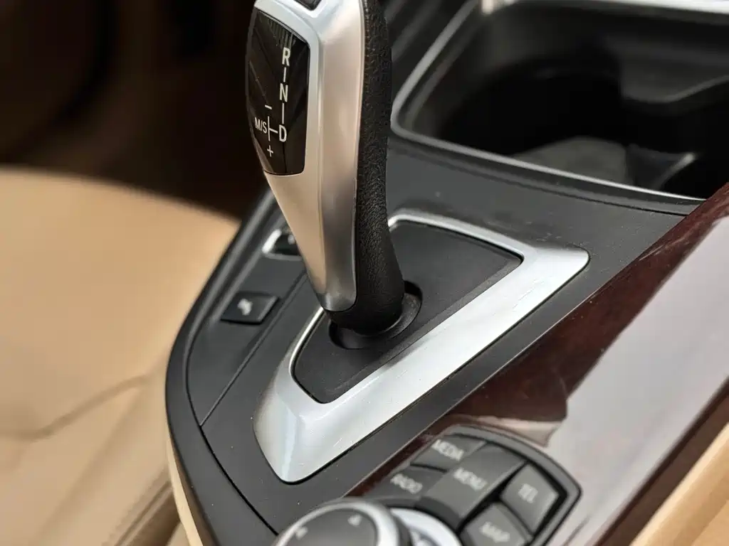 BMW 3 Series 2013 — фото 21