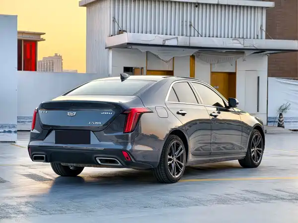 Cadillac CT4 2021