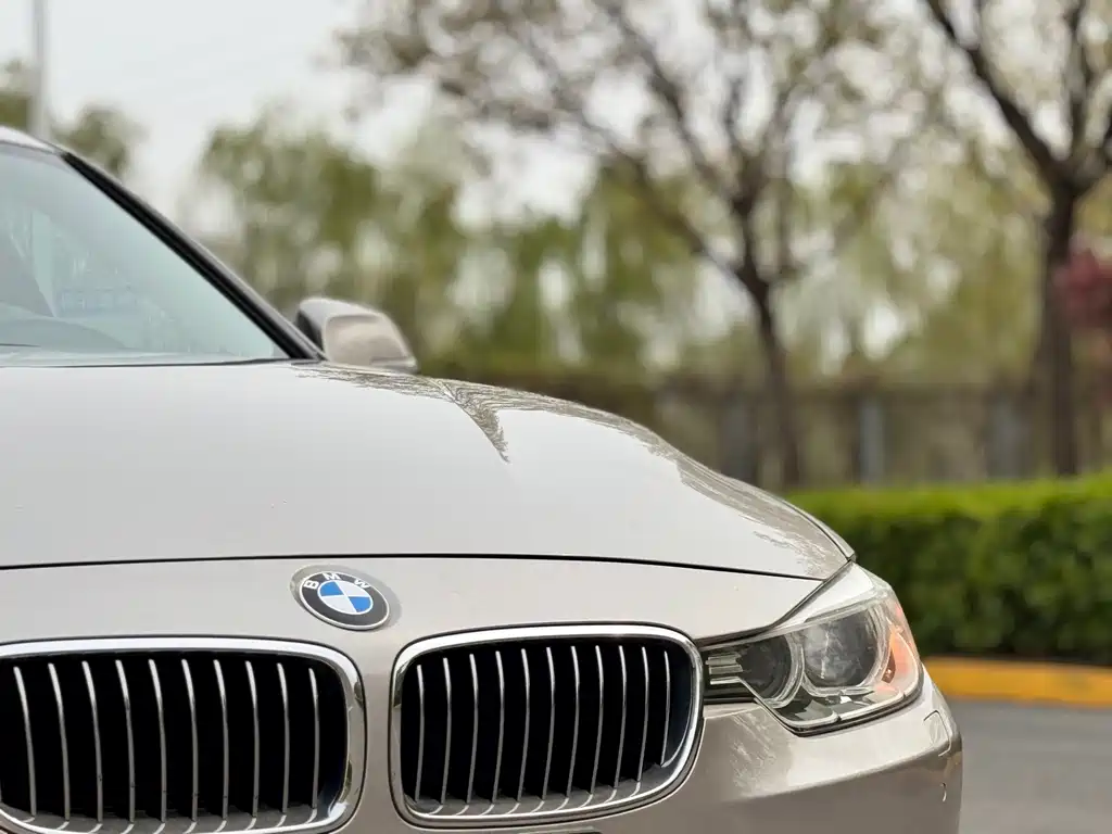 BMW 3 Series 2013 — фото 24