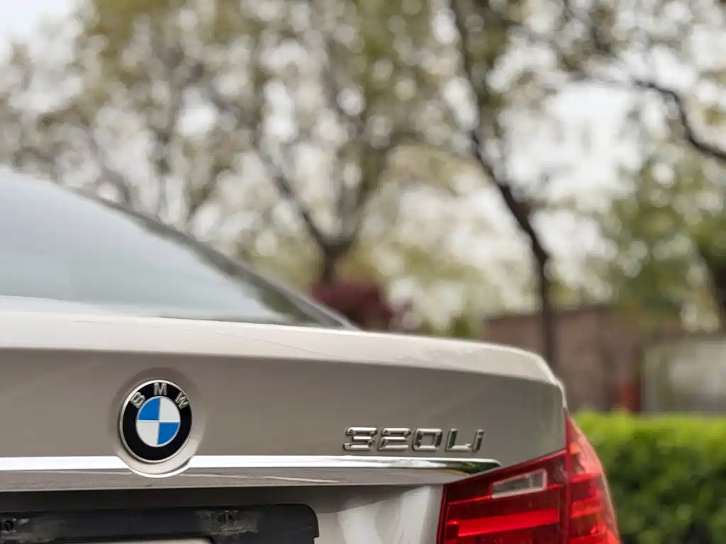 BMW 3 Series 2013 — фото 30