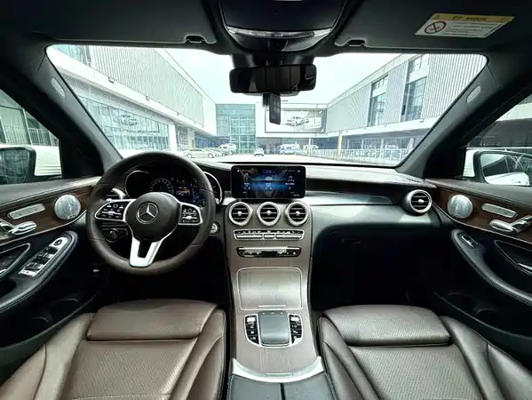 Mercedes-Benz GLC 2021