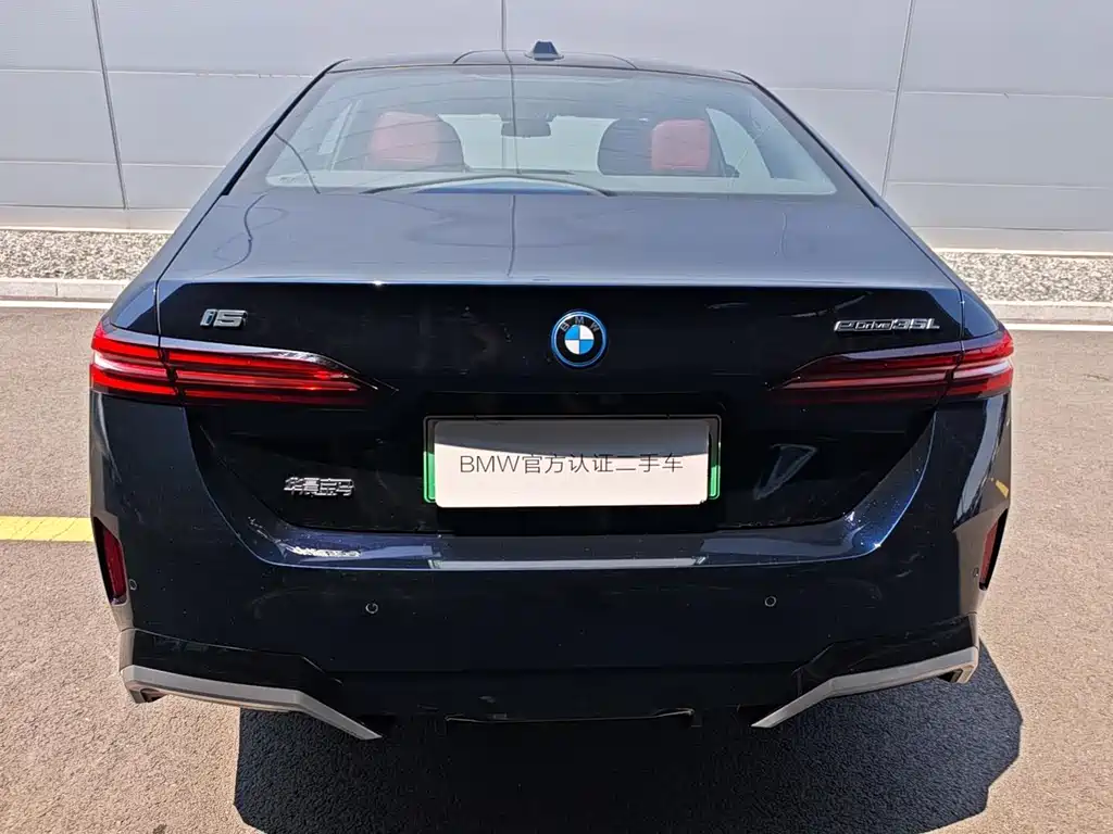 BMW i5 2025 — фото 14