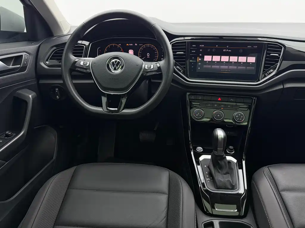 Volkswagen T-Roc 2022 — фото 10