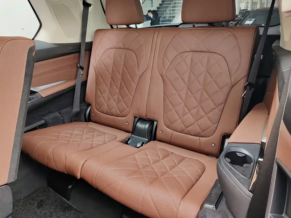 BMW X7 2024 — фото 10
