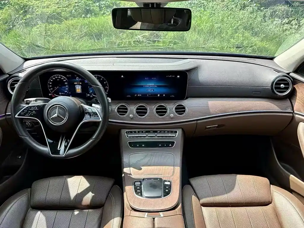 Mercedes-Benz E-Class 2021