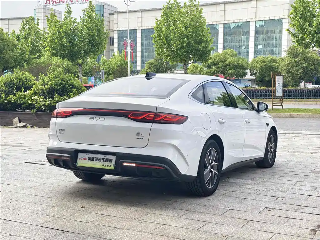 BYD Qin L 2025 — фото 7