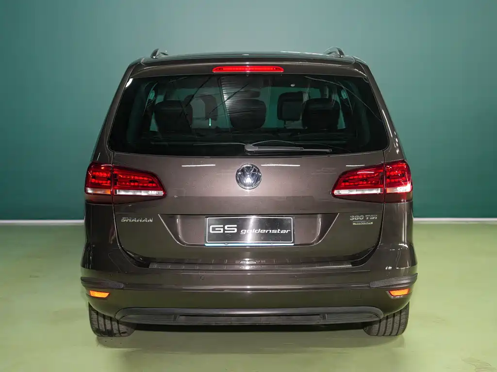Volkswagen Sharan 2017 — фото 5