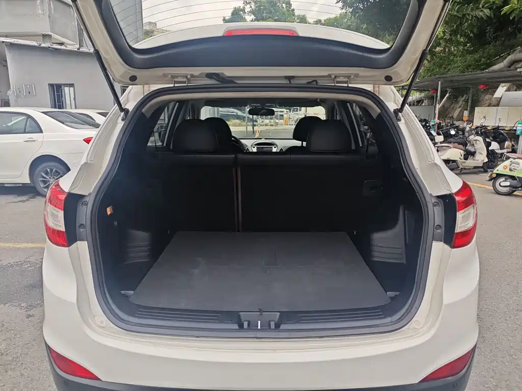 Hyundai ix35 2015 — фото 17