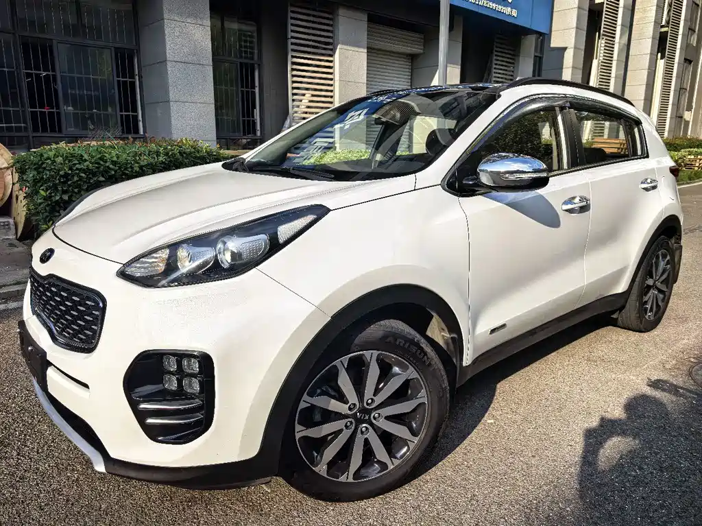 Kia KX5 2016 — фото 1