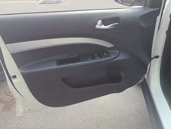 Kia KX1 2019
