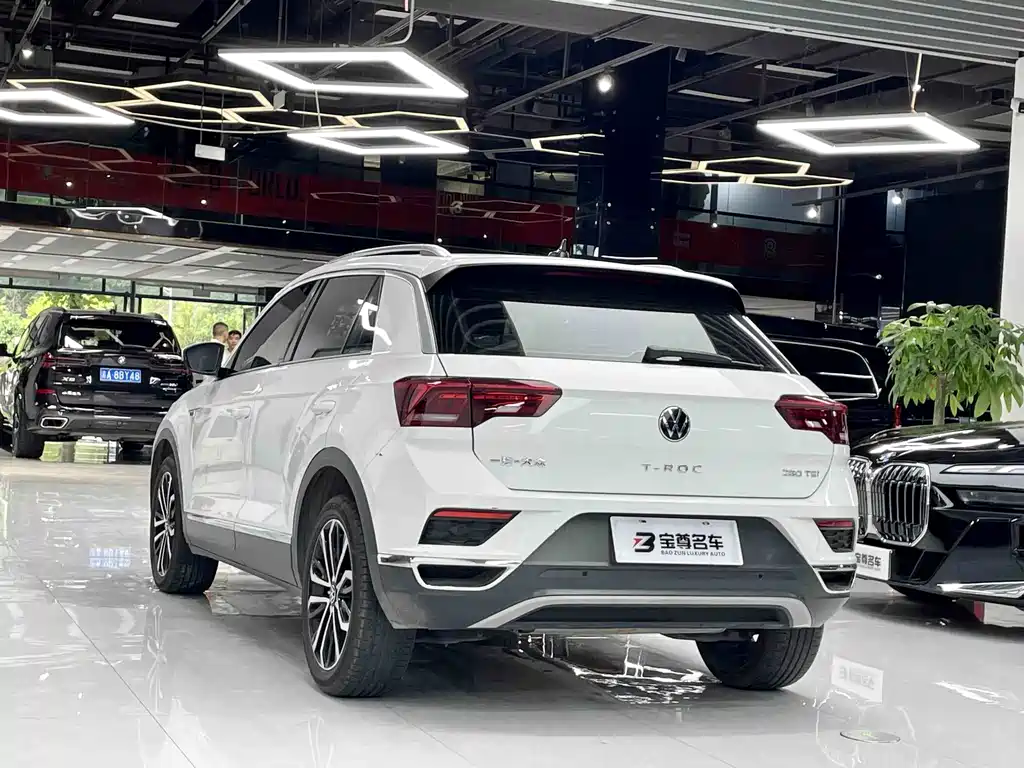 Volkswagen T-Roc 2022 — фото 10