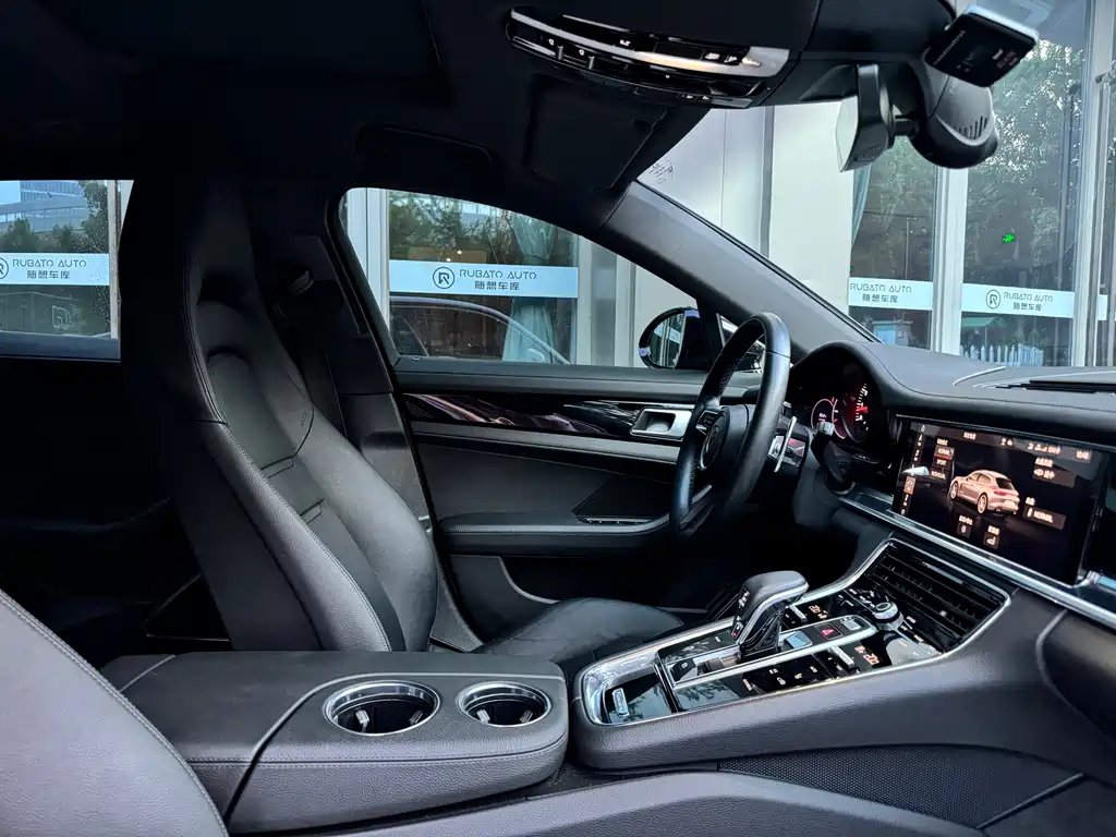 Porsche Panamera 2021 — фото 10