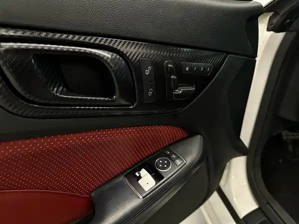 Mercedes-Benz SLK-Class 2011