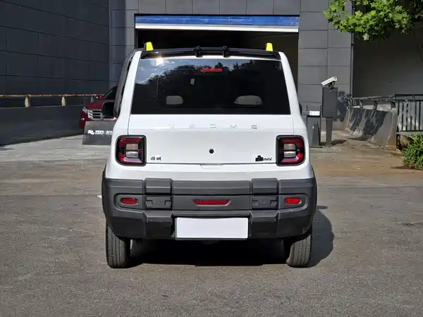 Geely Galaxy Panda 2024
