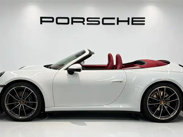 Porsche 911 2022