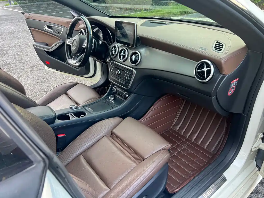 Mercedes-Benz CLA 2016 — фото 11