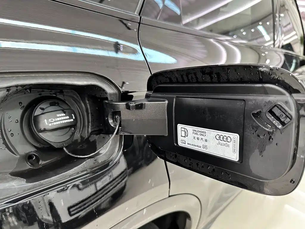 Audi Q5L 2023 — фото 27