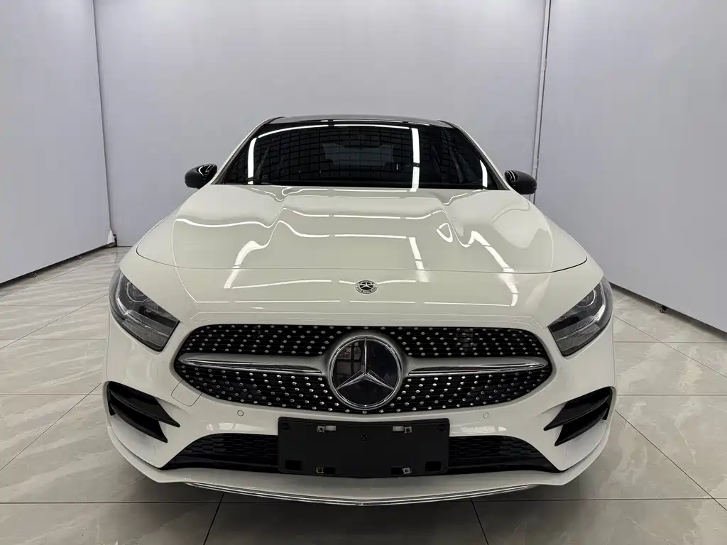 Mercedes-Benz A-Class 2021 — фото 2