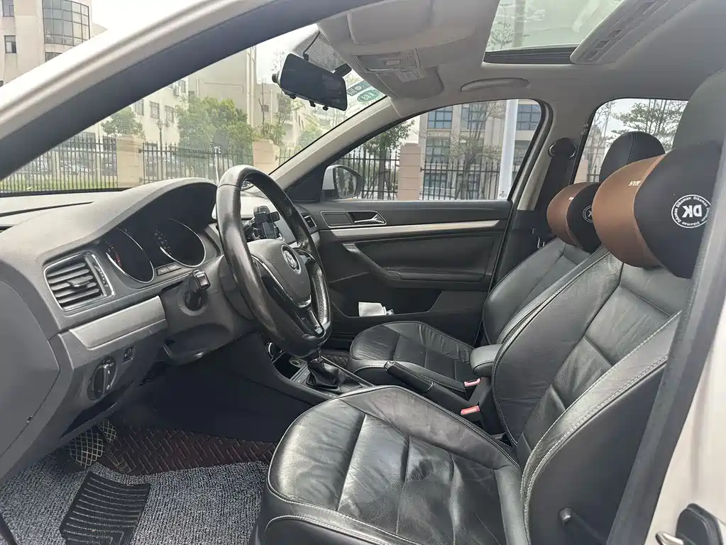 Volkswagen Gran Lavida 2016