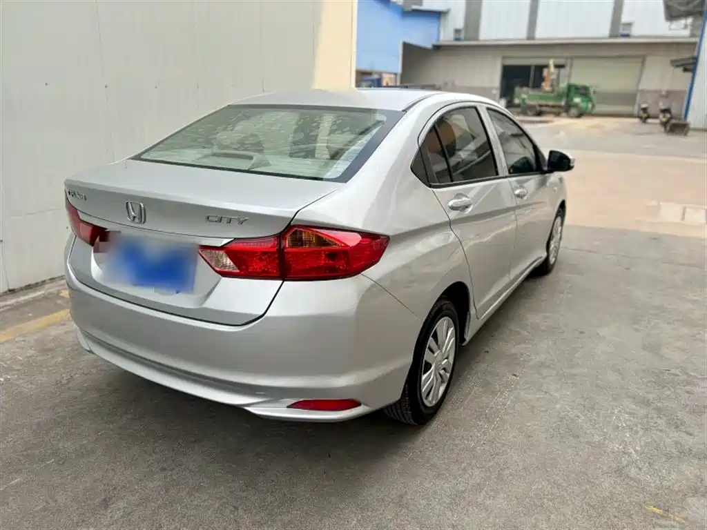 Honda City 2016 — фото 22