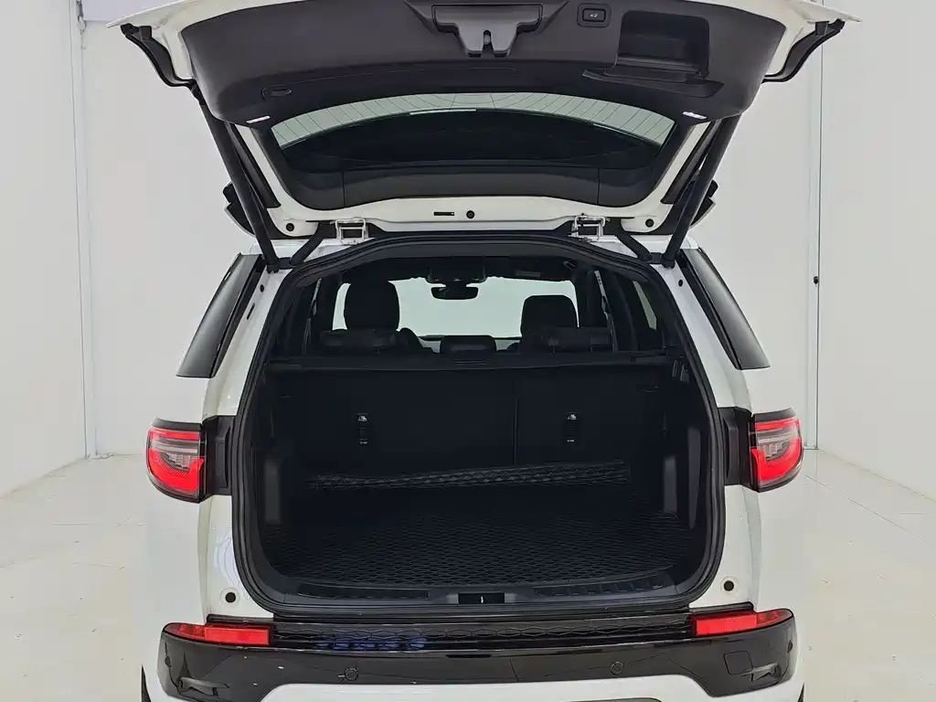 Land Rover Discovery Sport 2022 — фото 16