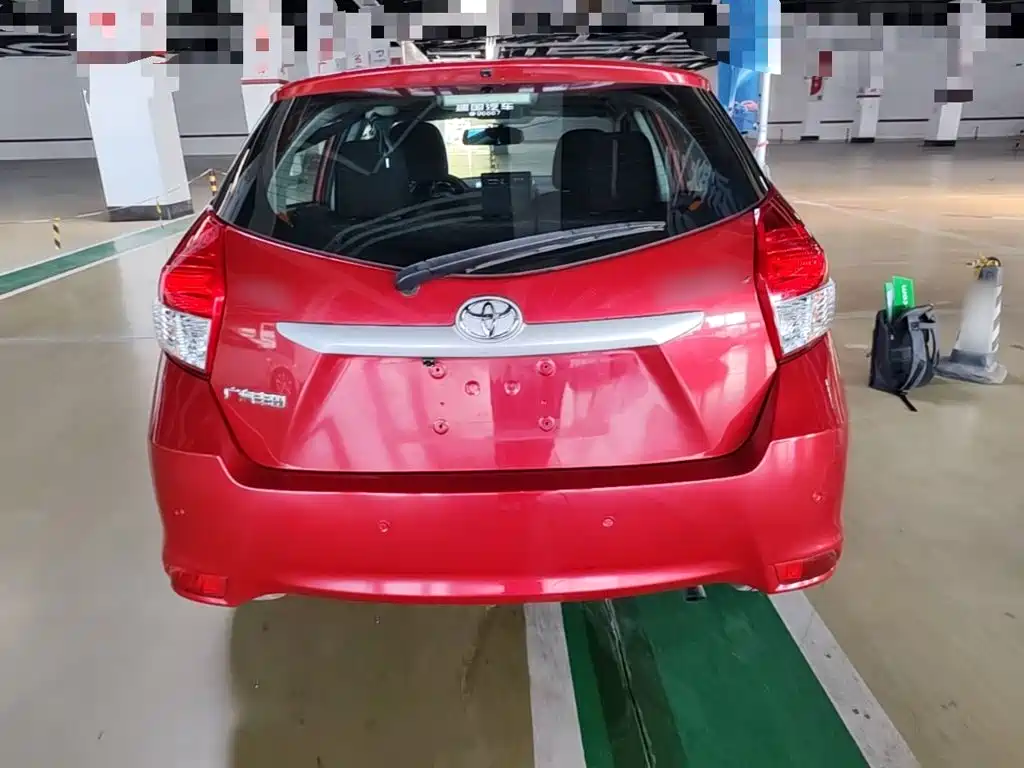 Toyota Yaris L 2016