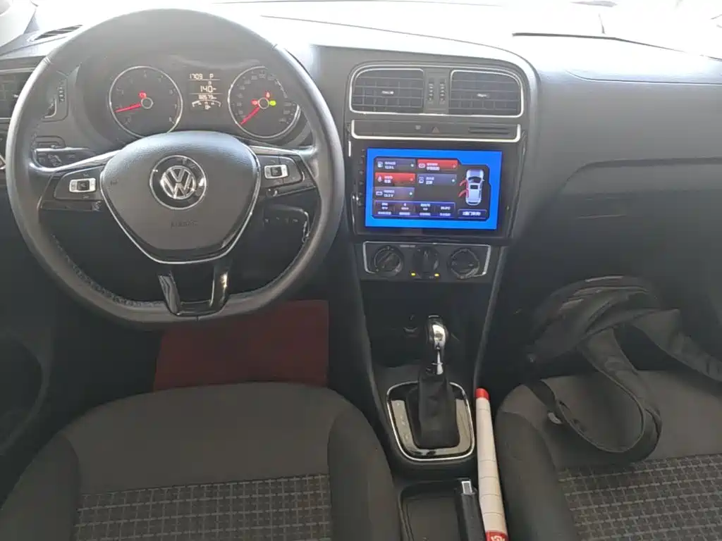 Volkswagen Polo 2018 — фото 10
