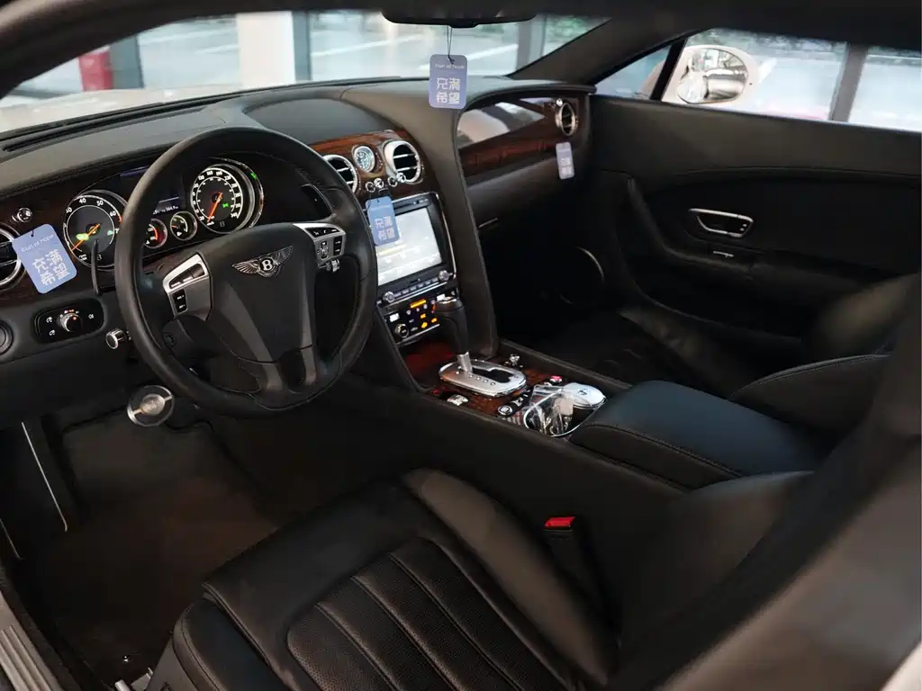 Bentley Continental 2013 — фото 4