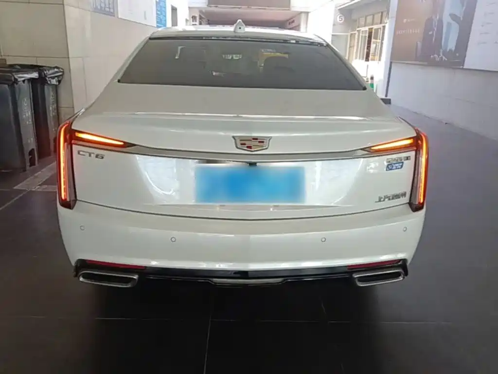 Cadillac CT6 2025 — фото 6