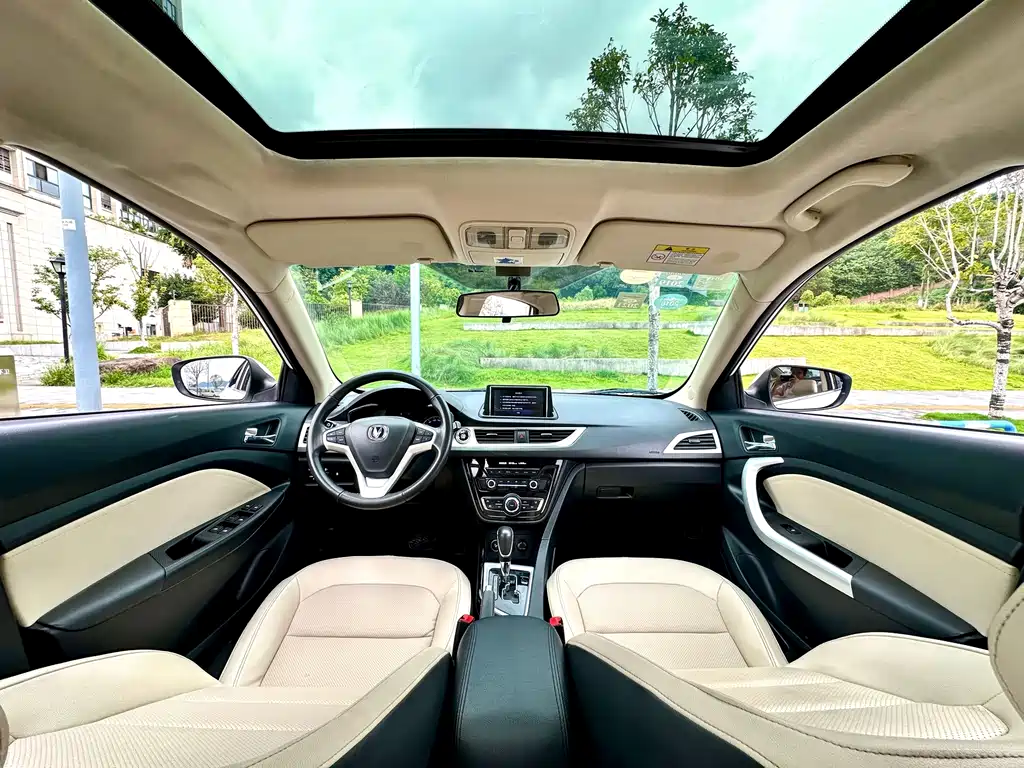 Changan Yuexiang V7 2015 — фото 34