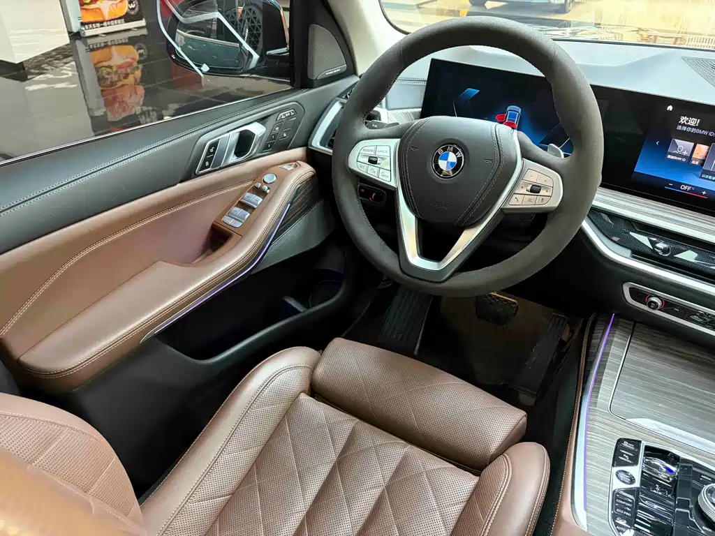 BMW X7 2022 — фото 14