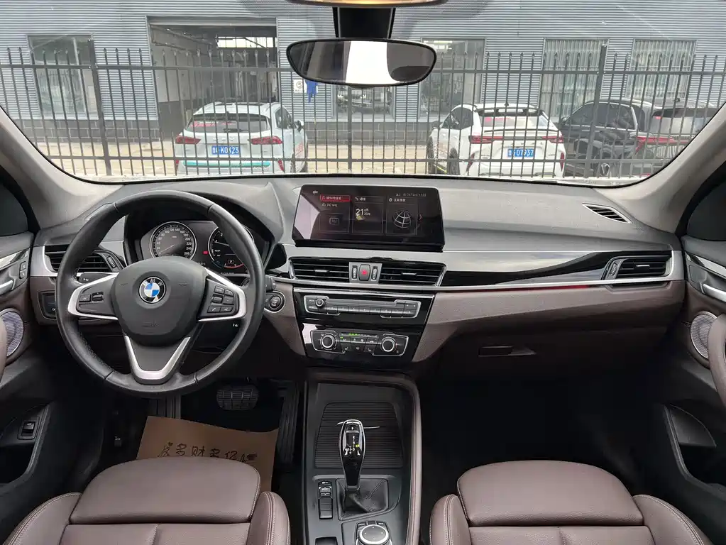BMW X1 2022 — фото 12