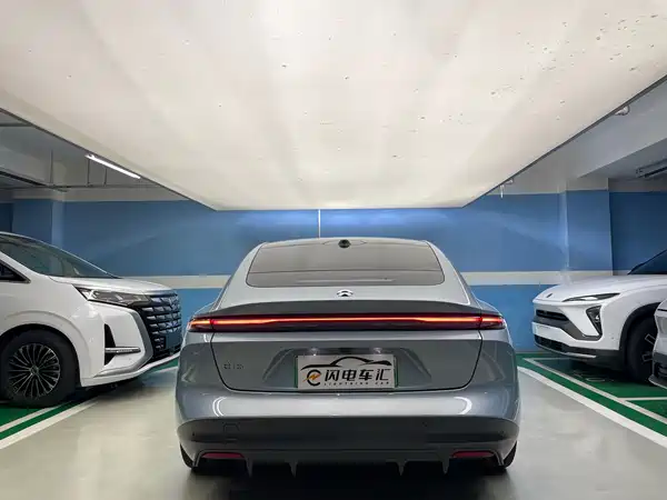 NIO ET5 2023