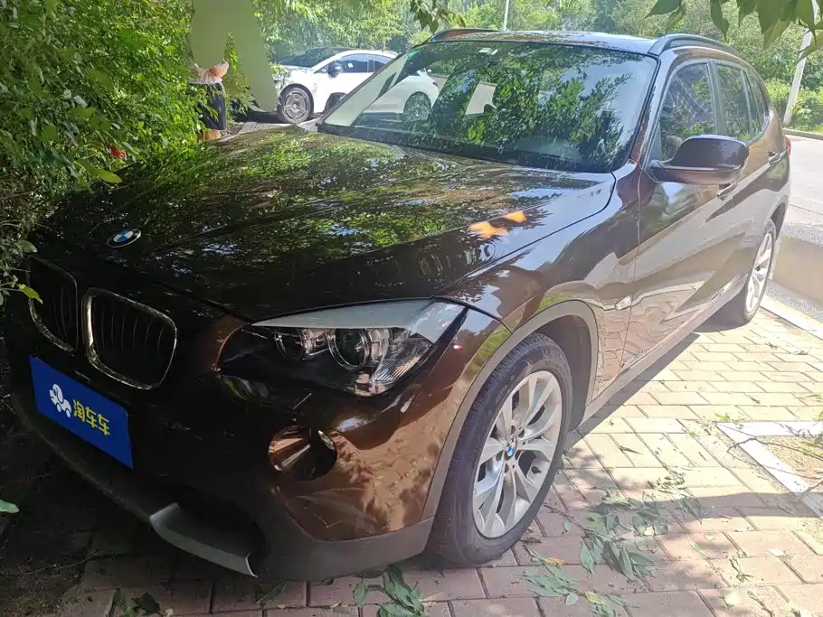 BMW X1 2011