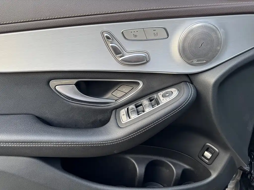 Mercedes-Benz GLC 2022