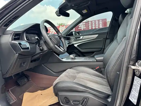 Audi A6L 2020