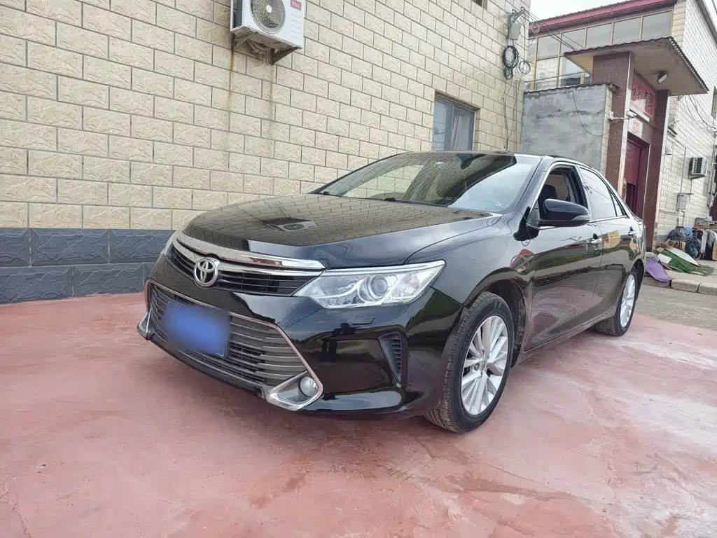 Toyota Camry 2016