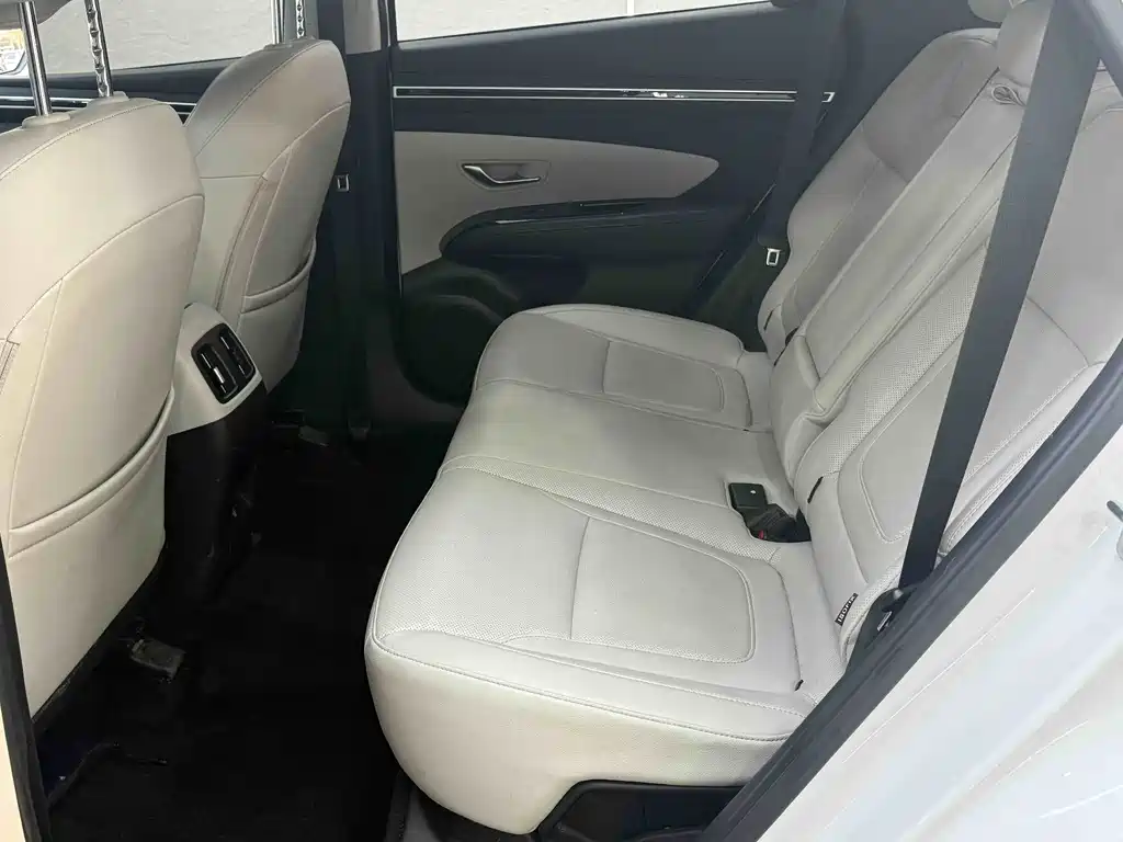 Hyundai Tucson 2021 — фото 10